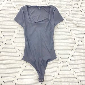 Express ribbed body contour bodysuit black